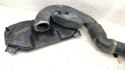 10-12 Legacy Outback Air Intake Cleaner Filter Box Housing With Tube 2.5L
