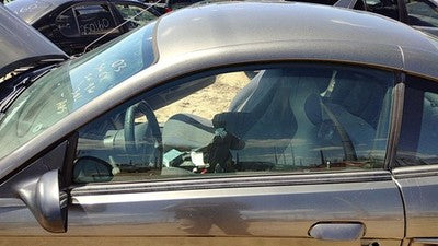 2000-2004 Ford Mustang Driver Left Front Side Window Door Glass Oem