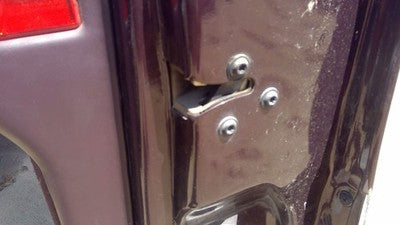 93 Cadillac Fleetwood Passenger Right Front Door Latch With Rods/Cables Assembly