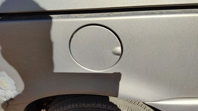1997-2005 Chevy Venture Fuel Tank Door With Hinge Gas Lid Oem Filler Silver 17U
