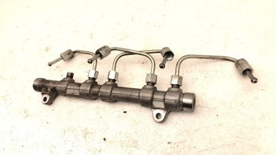 15-19 F250 Powerstroke Passenger Right Injector Rail With Lines 6.7L Super Duty