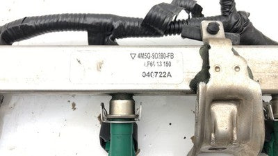 2004 05 Mazda 3 Complete Fuel Rail With Injectors Set With Wiring Harness 2.3L