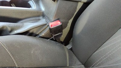 2015-2018 Ford Focus Driver Left Front Seat Belt Buckle Receiver Oem Black Yw