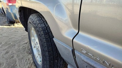1999-2004 Jeep Grand Cherokee Driver Left Front Fender Oem Ps5 Silver 55135901Ac