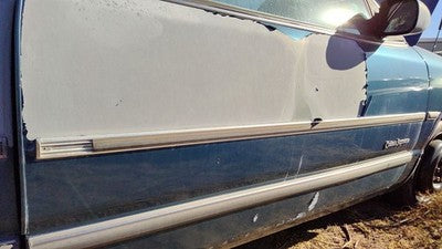 1989 Olds Cutlass Cierra Passenger Right Front Moulding From Door Oem Trim Strip