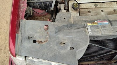 96-02 Eldorado Top Plastic Cover Set Above Radiator Support Sight Shield
