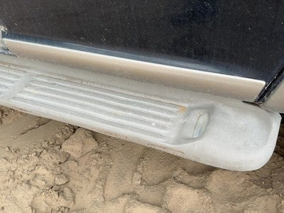 1997-2002 Ford Expedition Driver Left Rear Lower Moulding From Door Oem Back