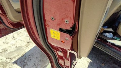 2001-2007 Volvo V70 Xc Driver Left Rear Door Latch With Rods/Cables Oem Back