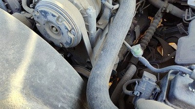 1999 Gmc Yukon Power Steering Pump With Mount Bracket Oem 5.7L