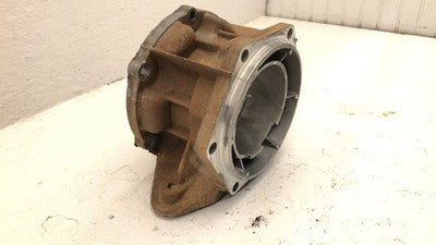 03 Cadillac Escalade Transfer Case Adapter Oem Tranission Spacer 15724744-Ydc-5