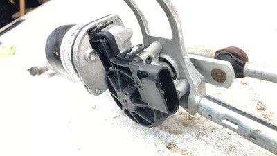 2016 Dodge Ram 4500 Complete Windshield Wiper Transmission Linkage Motor Oem