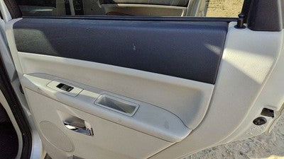08-10 Grand Cherokee Passenger Rear Door Trim Panel With Switches Back Gray D1
