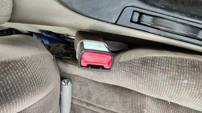 1997 Ford Contour Passenger Right Front Seat Belt Buckle Receiver Oem Ul Tan