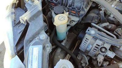 08-10 Dodge Grand Caravan Windshield Washer Fluid Reservoir With Pump Wiper Tank