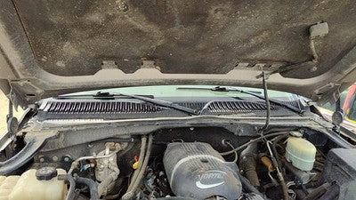 2002 Chevy Silverado 2500 Windshield Wiper Cowl Vent Trim Panel Oem Cover