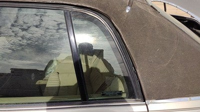 91-96 Park Ave Ultra Driver Left Rear Vent Window Back Door Glass With Frame
