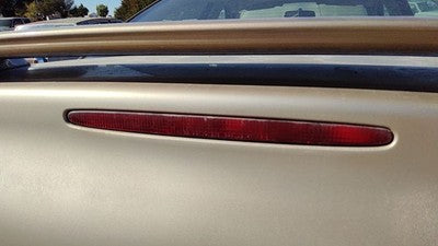 2004 Pontiac Grand Am Third Brake Light Middle Lamp Oem