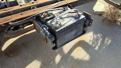 1996 Isuzu Npr Complete Battery Box Mount Tray With Hold Down Oem 4Bd2 3.9L