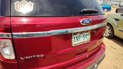 2014 Ford Explorer Chrome Trim Strip From Back Hatch Oem