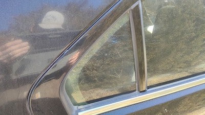 06-12 Ford Fusion Passenger Right Rear Vent Window Back Door Glass With Frame