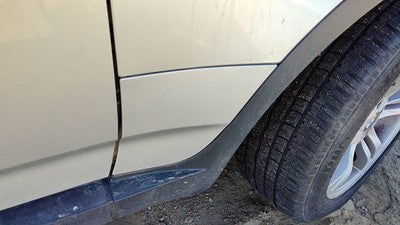 2004 Bmw X3 Passenger Right Moulding From Fender Oem Trim Strip Silver