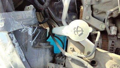 2012-2019 Nissan Versa Windshield Washer Fluid Reservoir With Pump Wiper Tank