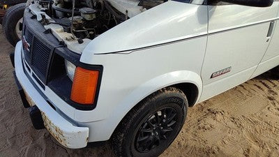 1985-1994 Gmc Safari Driver Left Front Fender Oem White 15699458