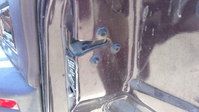 93 Cadillac Fleetwood Passenger Right Rear Door Latch With Rods/Cables Back