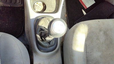 2007 Hyundai Accent 5 Speed Floor Shifter Lever Assembly Shift Unit Manual Trans