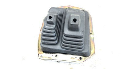 1996 Nissan Pickup Hardbody Shifter Boot Assembly Oem 4X4 Mt