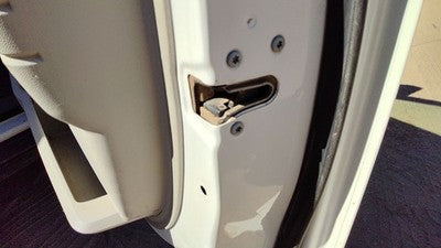 2008 Dodge Grand Caravan Passenger Right Front Door Latch With Rods/Cables Oem