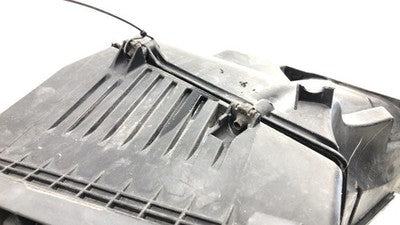 00-05 Chevy Monte Carlo Complete Air Intake Cleaner Filter Box Housing With Tube