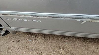 2000 Chrysler Town & Country Driver Left Front Moulding From Door Trim Silver