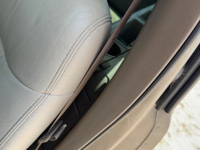 01 Suburban Complete Set Of Rear Seat Belts Retractor Buckle Left Right Back Tan