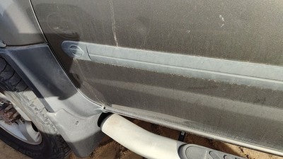 2002-2004 Nissan Xterra Driver Left Front Moulding From Door Oem Trim Strip