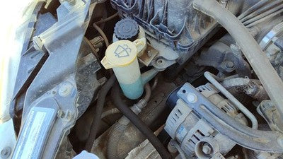 08-10 Dodge Grand Caravan Windshield Washer Fluid Reservoir With Pump Wiper Tank