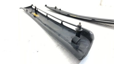 2004 Jeep Grand Cherokee Pair Quarter Panel Molding Glass Left Right Trim Oem