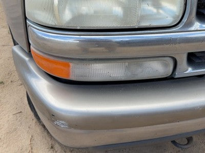 00-06 Suburban Passenger Right Front Turn Signal Light Lamp Oem Fender Mounted