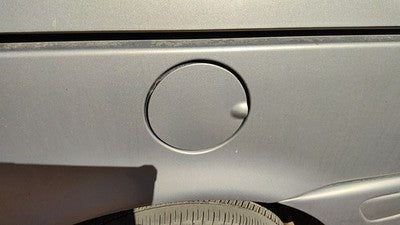 1997-2005 Chevy Venture Fuel Tank Door With Hinge Gas Lid Oem Filler Silver 17U