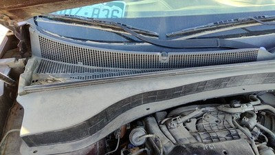 2014 Kia Sorento Windshield Wiper Cowl Vent Trim Panel Oem Cover