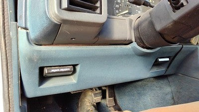 1990-1995 Gmc Safari Lower Dash Under Column Knee Bolster Trim Panel Oem Blue