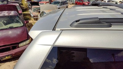 2010 Chevy Tahoe Passenger Right Rear Moulding On Quarter Panel Oem Silver U726s