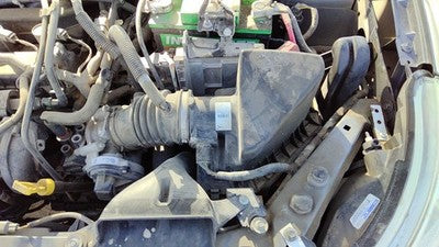 10-11 Focus Complete Air Intake Cleaner Filter Box Housing With Tube Oem 2.0L