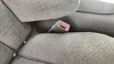 1997 Silverado 2500 Passenger Right Front Seat Belt Buckle Receiver Oem Tan 52D