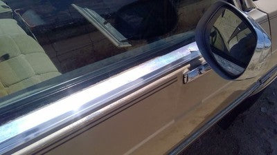 85 Olds 88 Passenger Right Front Moulding From Door Oem Trim Strip Dented Chrome