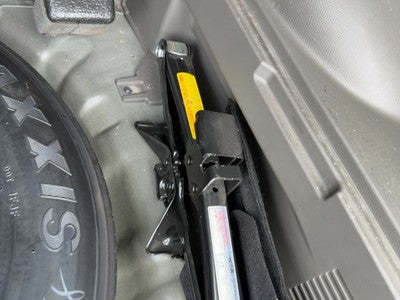 2011-2016 Kia Sportage Jack Tool Kit Set Assembly Spare Oem 91101F200