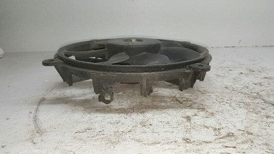 1999-2004 Olds Alero Radiator Cooling Fan Motor Fan Assembly 88986470