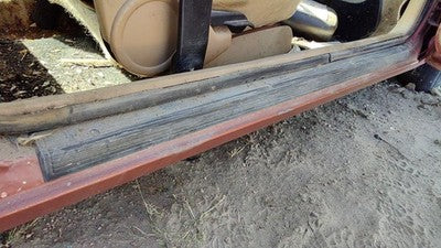 1985 Pontiac Sunbird Outer Door Sill Step Pair Left Right Oem Seal Plate