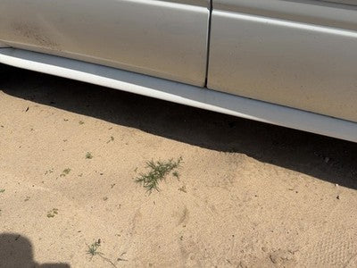 00-05 Lesabre Passenger Right Lower Rocker Panel Moulding Side Skirt White 40U