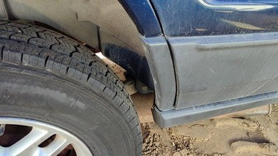 2004 Jeep Grand Cherokee Passenger Right Rear Moulding On Quarter Panel Oem